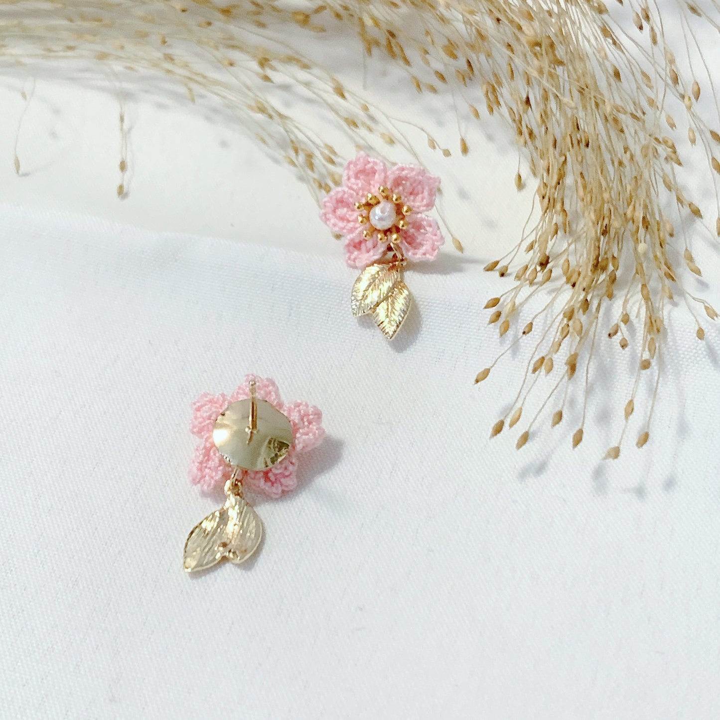 Sakura studs
