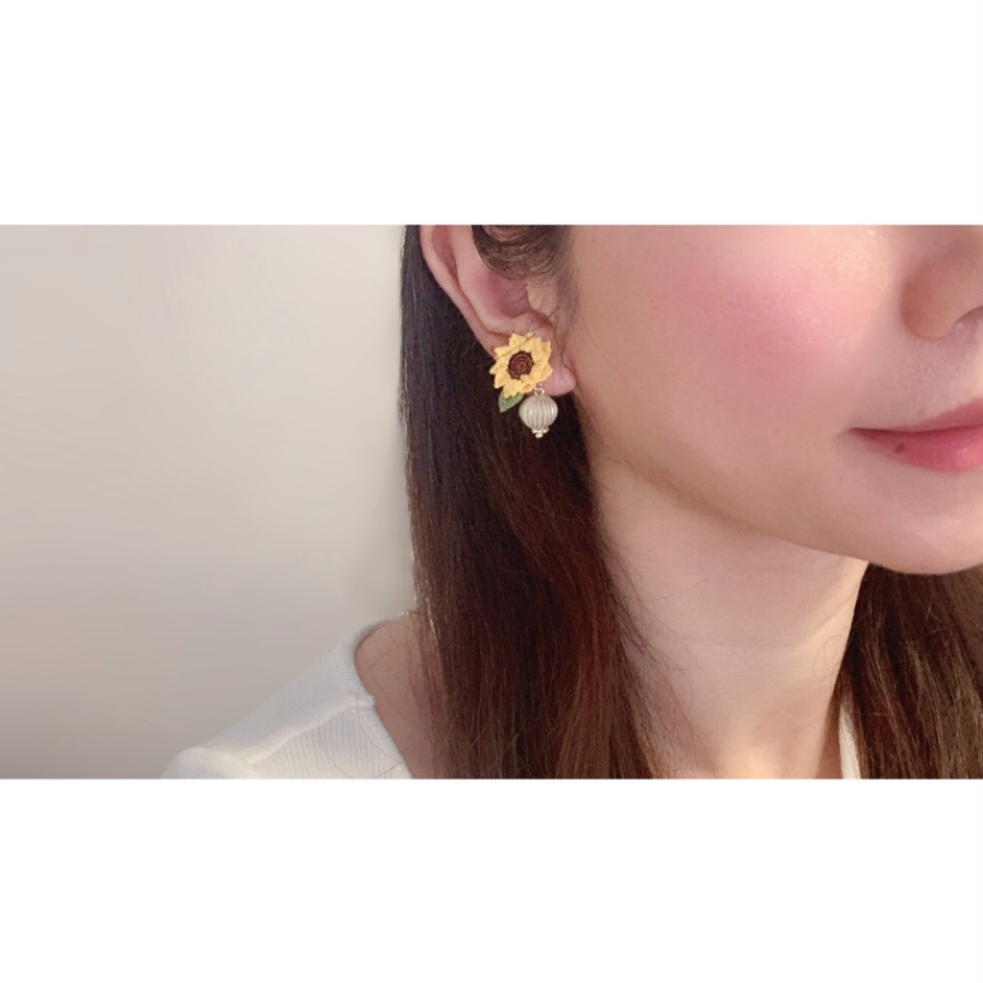 Sunflower Studs